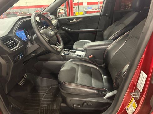 Used 2023 Ford Escape ST-Line w/ Tech Pack #1 FWD image 40