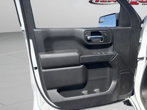 Used 2025 Chevrolet Silverado 1500 Custom RWD image 26