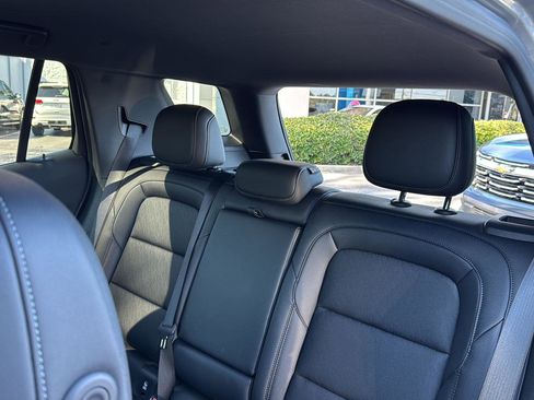 New 2026 Chevrolet Equinox LT w/ Convenience Package II image 28