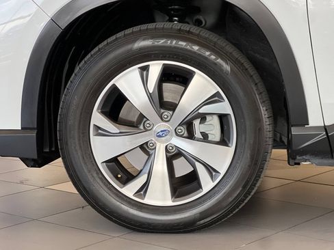 Certified 2024 Subaru Ascent Premium w/ Convenience Package AWD/4WD image 25