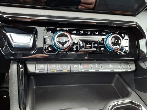 New 2026 GMC Sierra 1500 AT4 w/ AT4 Premium Package image 26