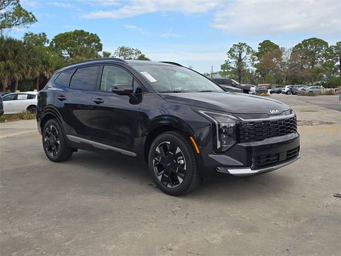 New 2026 Kia Sportage SX image 2