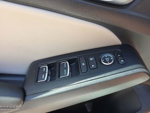 Used 2024 Honda Civic EX-L image 38