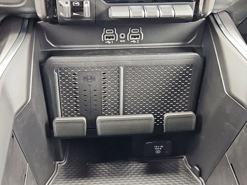 New 2026 RAM 1500 4x4 Crew Cab image 26