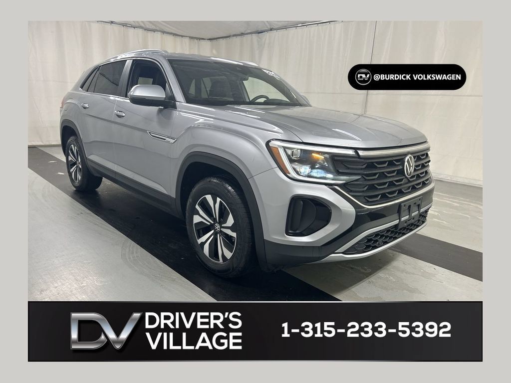Used 2024 Volkswagen Atlas Cross Sport SE AWD/4WD image 1