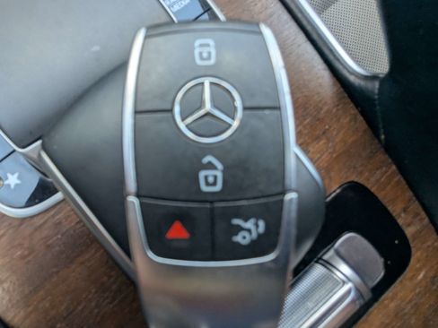 Used 2020 Mercedes-Benz GLS 450 4MATIC image 42