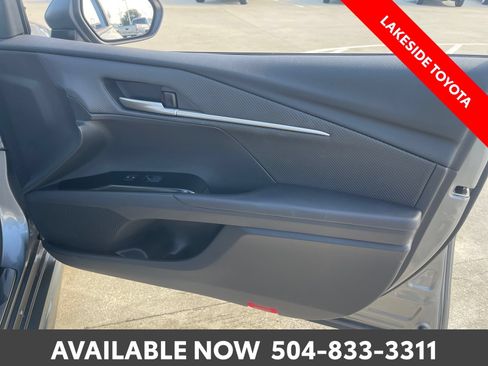 Used 2026 Toyota Camry SE w/ Multimedia Upgrade Package AWD/4WD image 17