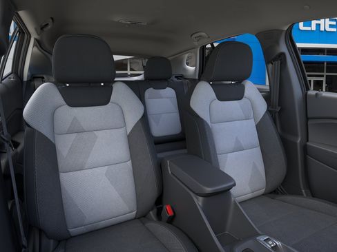 New 2026 Chevrolet Trax LS w/ LS Convenience Package FWD image 18