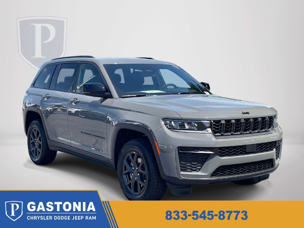 New 2027 Jeep Grand Cherokee Altitude AWD/4WD image 1