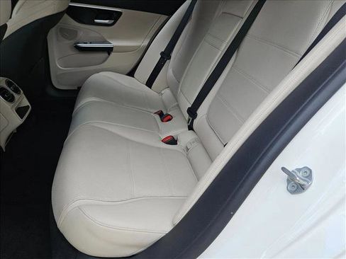 Used 2022 Mercedes-Benz C 300 Sedan image 16