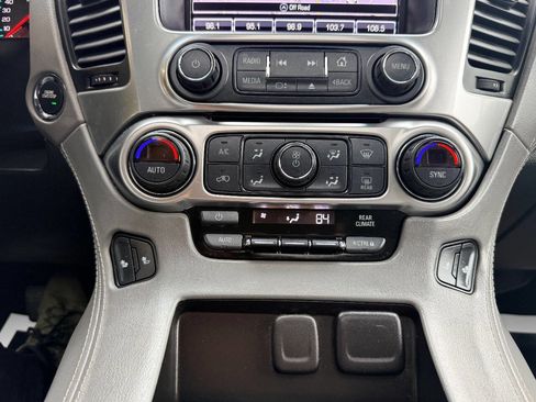 Used 2017 Chevrolet Tahoe LT w/ LT Signature Package image 27