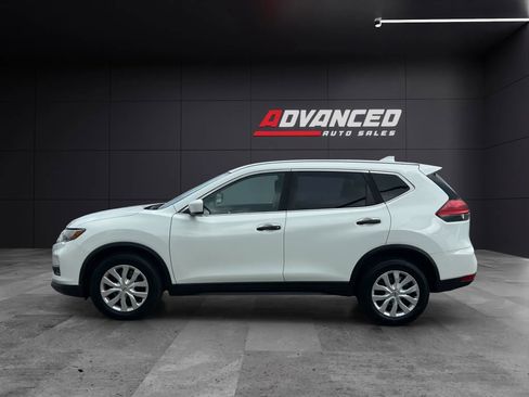 Used 2017 Nissan Rogue S image 7