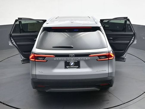 Used 2024 Toyota Grand Highlander AWD image 49