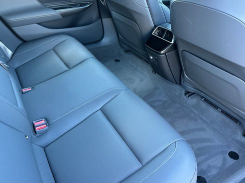 Used 2024 Lucid Air Touring image 18