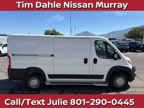 Used 2025 RAM ProMaster 2500 w/ U-Haul Equipment Group FWD image 5