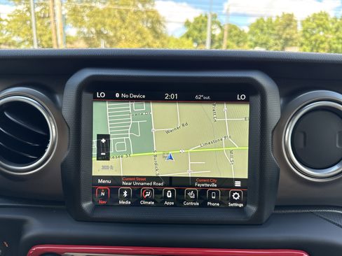 Used 2020 Jeep Gladiator Rubicon image 20