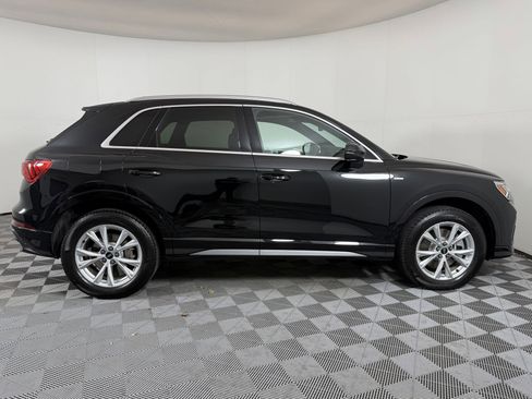 Certified 2025 Audi Q3 2.0T Premium w/ Convenience Package image 8