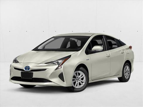 Used 2018 Toyota Prius Four image 1