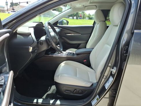 Used 2023 MAZDA CX-30 AWD 2.5 S w/ Premium Package image 13