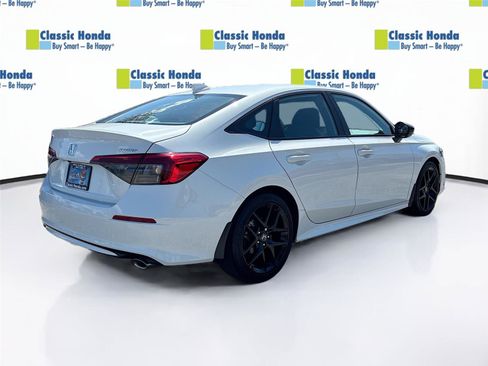 Certified 2024 Honda Civic Sport image 8