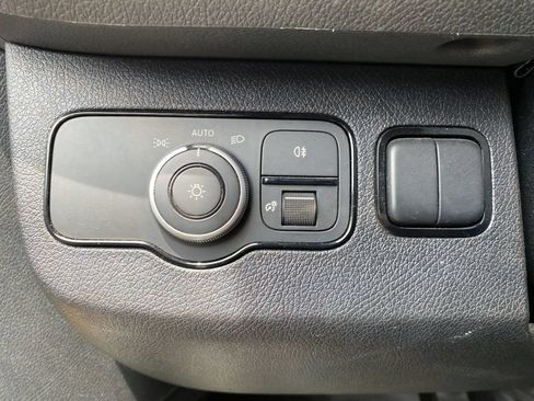 Used 2024 Mercedes-Benz Sprinter 2500 image 15