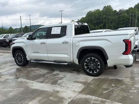 Used 2023 Toyota Tundra Limited AWD/4WD image 6