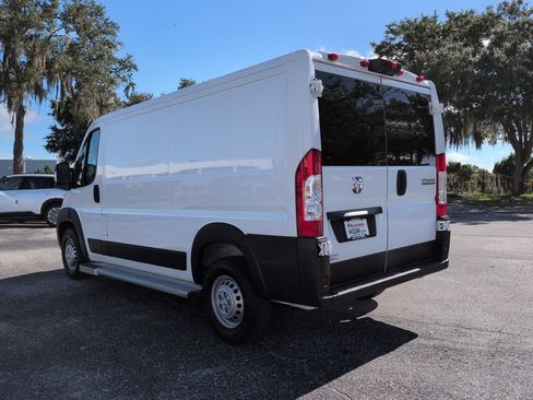 Used 2025 RAM ProMaster 2500 w/ U-Haul Equipment Group FWD image 6