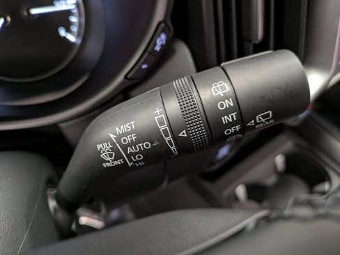 Certified 2025 MAZDA CX-50 AWD 2.5 S w/ Weather Package image 18