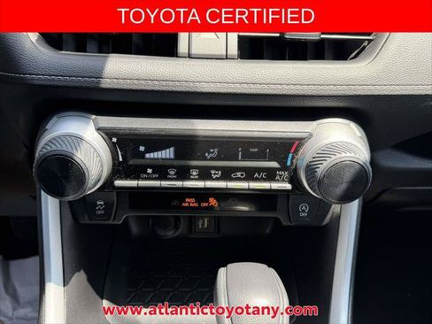 Certified 2023 Toyota RAV4 LE AWD/4WD image 28