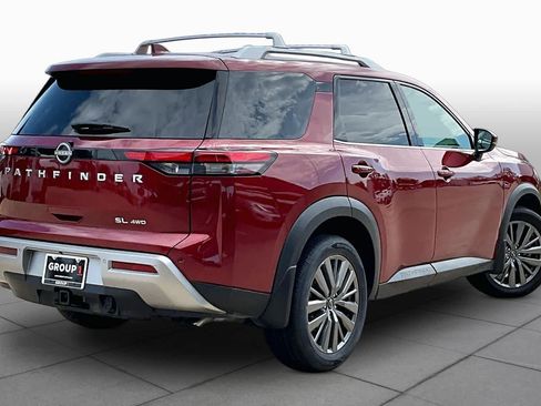 Certified 2025 Nissan Pathfinder SL w/ SL Premium Package AWD/4WD image 13