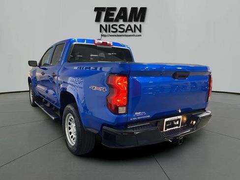Used 2024 Chevrolet Colorado W/T w/ WT Convenience Package II AWD/4WD image 4