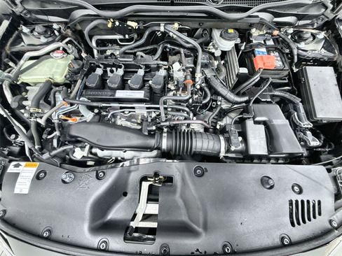 Used 2018 Honda Civic Touring image 11