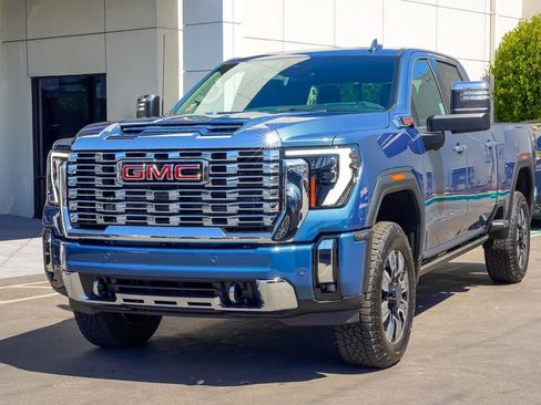 New 2025 GMC Sierra 2500 Denali w/ Denali Reserve Package image 2