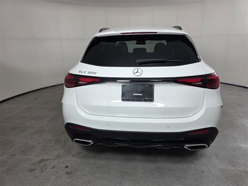 New 2026 Mercedes-Benz GLC 300 image 5