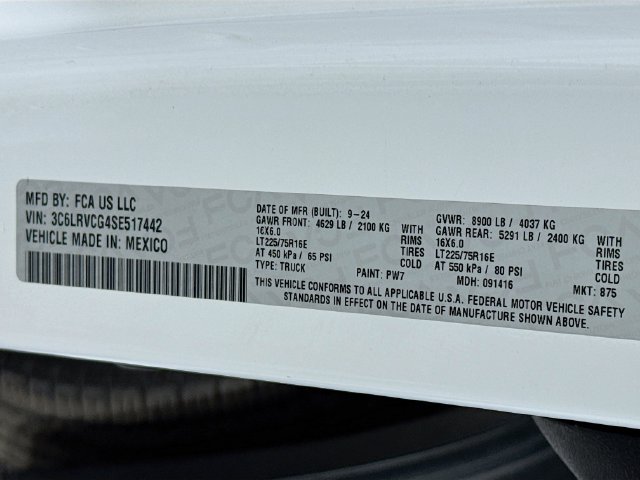 Used 2025 RAM ProMaster 2500 w/ Safety Group FWD image 37