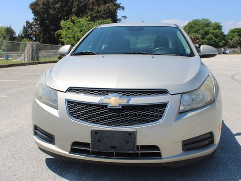 Used 2013 Chevrolet Cruze LT image 18