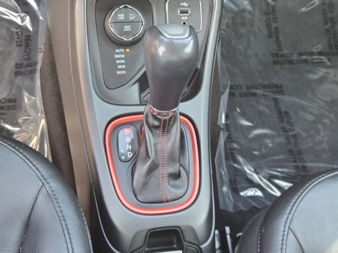 Certified 2018 Jeep Compass Trailhawk w/ Navigation Group image 15