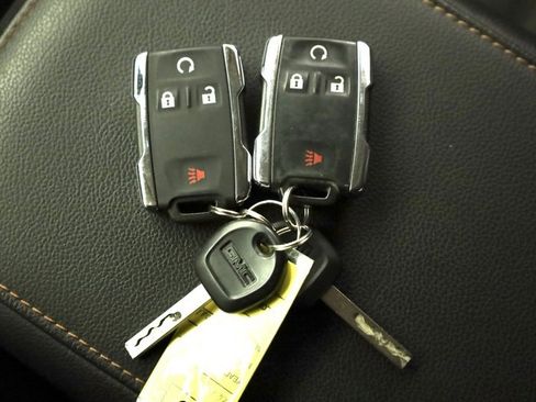 Used 2021 GMC Canyon AT4 w/ Driver Alert Package image 39