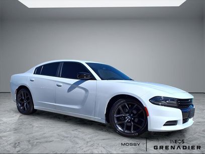 Used 2020 Dodge Charger SXT w/ Blacktop Package