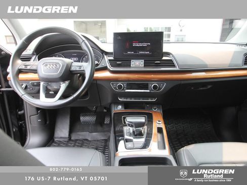 Used 2023 Audi Q5 2.0T Premium w/ Convenience Package AWD/4WD image 26