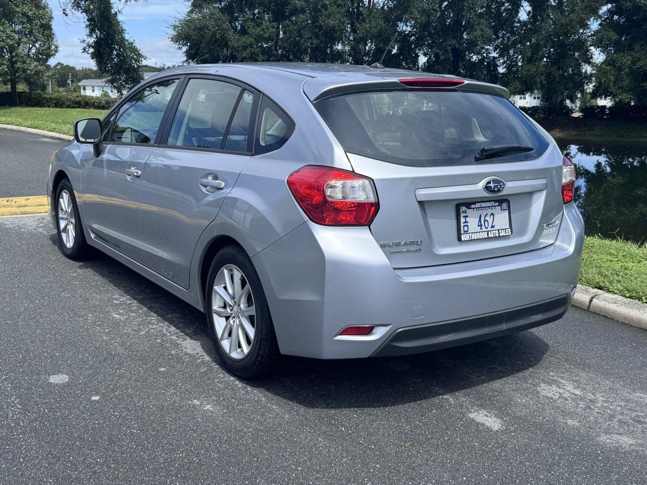 Used 2013 Subaru Impreza 2.0i Premium w/ All-Weather Pkg AWD/4WD image 10