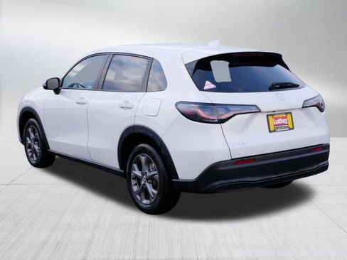 Certified 2026 Honda HR-V LX image 6