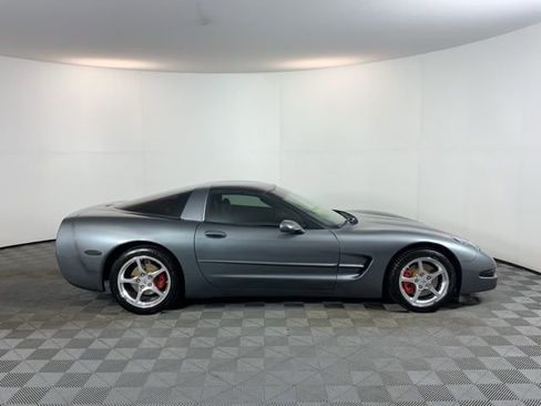 Used 2003 Chevrolet Corvette Coupe w/ Preferred Equipment Group image 4