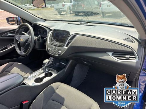Used 2023 Chevrolet Malibu LT FWD image 21
