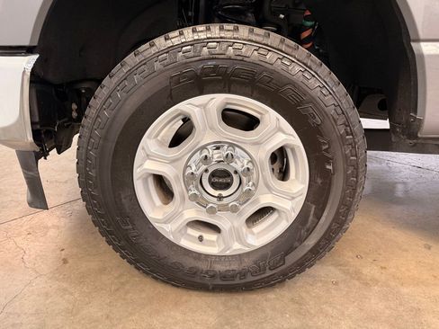 Certified 2025 Ford F250 XLT w/ FX4 Off-Road Package image 15