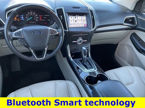 Used 2017 Ford Edge Titanium w/ Technology Package image 14