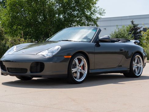 Used 2004 Porsche 911 Carrera 4S AWD/4WD image 2