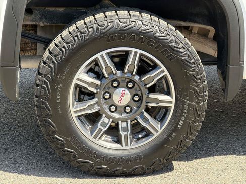 Used 2026 GMC Sierra 1500 AT4 AWD/4WD image 32