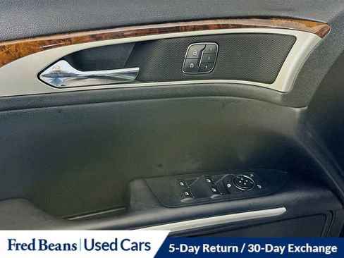 Used 2016 Lincoln MKZ AWD image 19