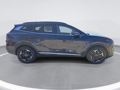 New 2026 Kia Sportage EX image 4